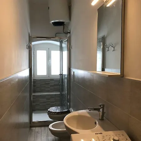 Chibia Apartment *
